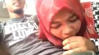 Di Sepong Kekasih Hijab.