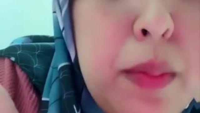 Bokep Indo Sha Jilboobs Ganti Busana Kutangan Doang